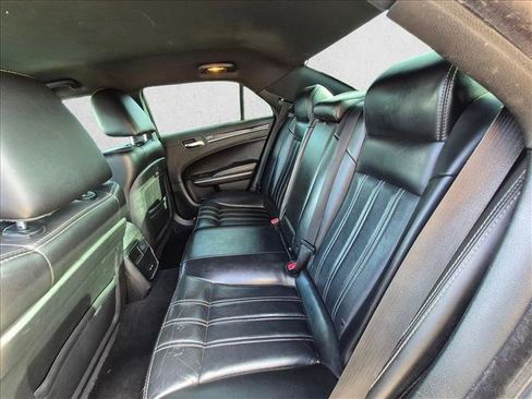 Used 2019 Chrysler 300 S RWD image 12