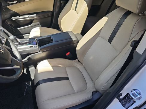 Used 2018 Honda Civic Touring image 14