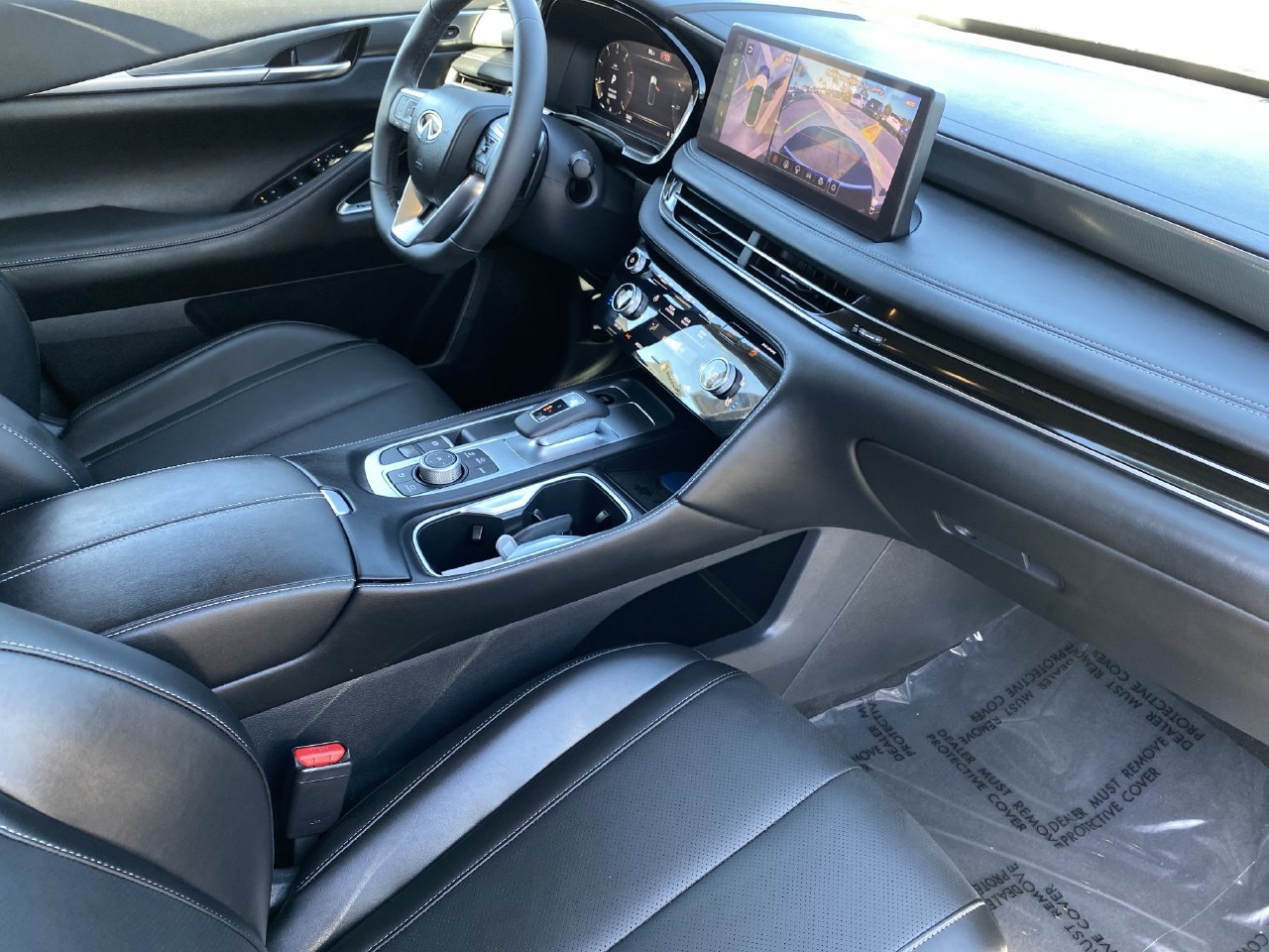 Certified 2027 INFINITI QX60 Luxe w/ Cargo Package FWD image 9