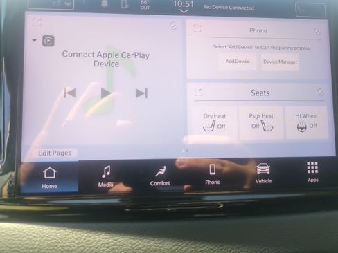 Used 2024 Chrysler Pacifica Touring-L FWD image 17