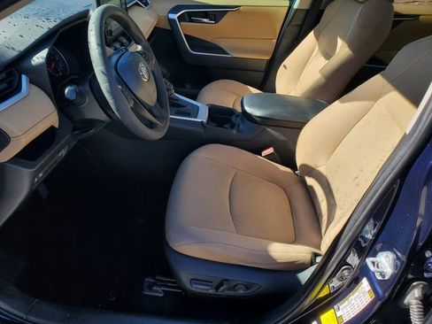Used 2020 Toyota RAV4 XLE image 16