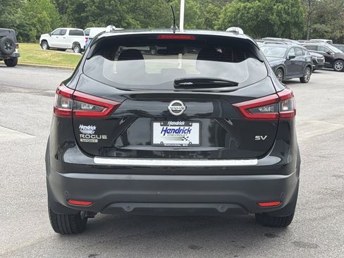 Used 2021 Nissan Rogue Sport SV FWD image 11