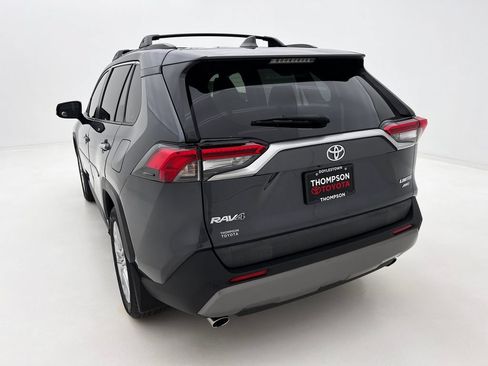Used 2019 Toyota RAV4 Limited w/ Advanced Technology Package AWD/4WD image 8