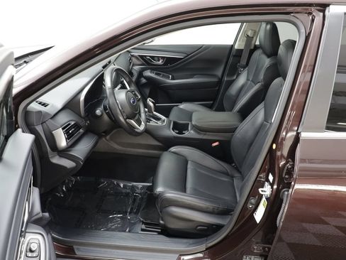 Used 2025 Subaru Outback Limited AWD/4WD image 6