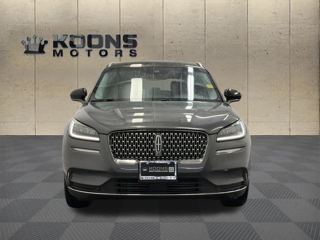 Used 2022 Lincoln Corsair AWD w/ Premium Package image 3