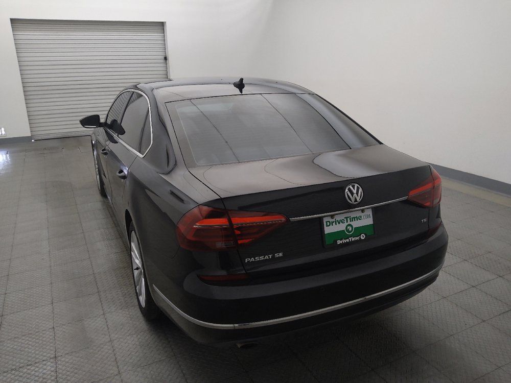 Used 2018 Volkswagen Passat 2.0T SE FWD image 6