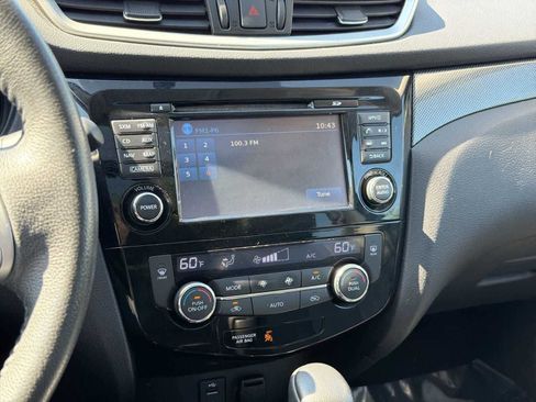 Used 2016 Nissan Rogue SL w/ SL Premium Package AWD/4WD image 23