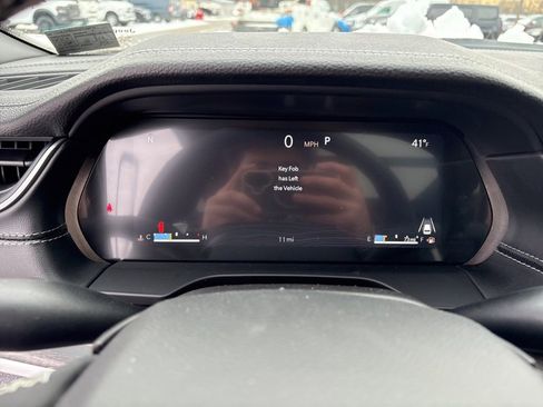 New 2025 Jeep Grand Cherokee L Limited w/ Trailer Tow Package image 27