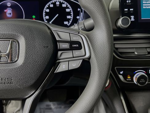 Used 2018 Honda Accord EX image 20
