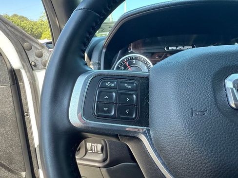 Used 2022 RAM 2500 Laramie AWD/4WD image 10