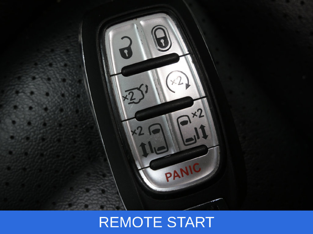 Used 2023 Chrysler Pacifica Touring-L FWD image 30