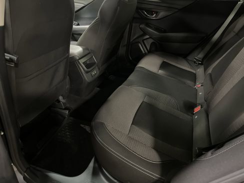 Used 2020 Subaru Outback Premium image 11