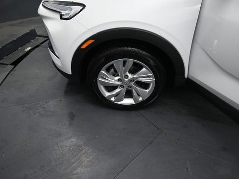 Used 2025 Buick Encore GX Preferred FWD image 15