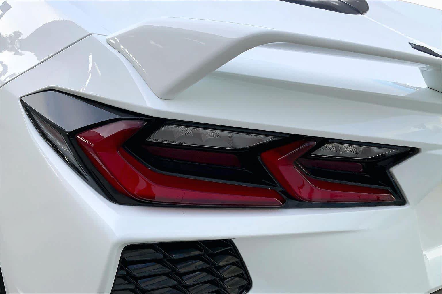 Used 2021 Chevrolet Corvette Stingray Preferred Cpe w/ Engine Appearance Package RWD image 51