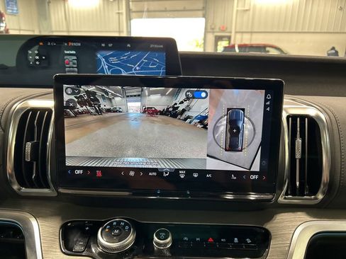 Certified 2025 Ford Expedition Max Platinum AWD/4WD image 21