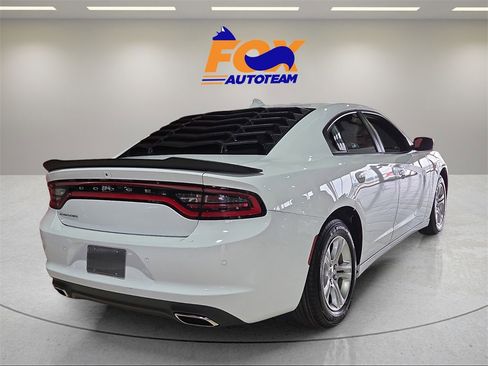 Used 2023 Dodge Charger SXT image 5