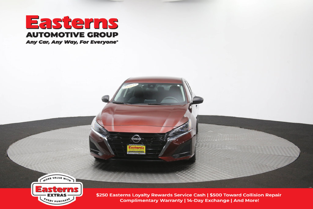 Used 2024 Nissan Altima 2.5 SV FWD image 56