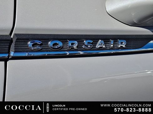 Certified 2024 Lincoln Corsair AWD image 30