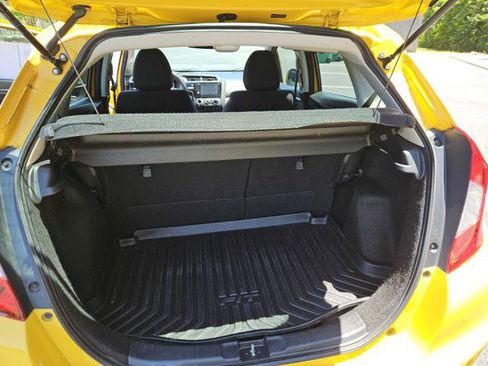 Used 2018 Honda Fit Sport image 28