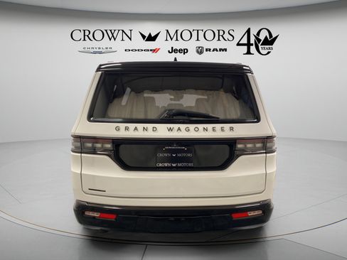 Used 2023 Jeep Grand Wagoneer Series II w/ Quick Order Packagew 28T AWD/4WD image 13