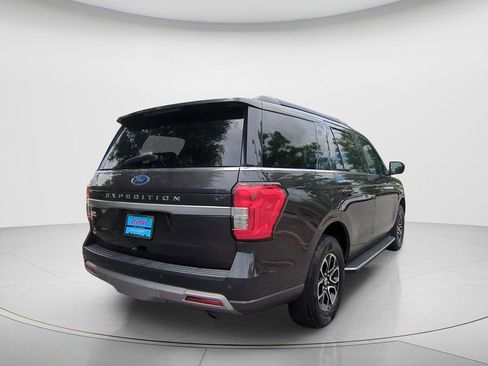 Used 2022 Ford Expedition XLT AWD/4WD image 4