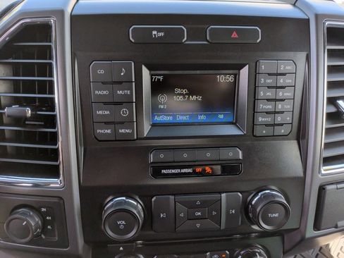 Used 2015 Ford F150 XLT AWD/4WD image 10