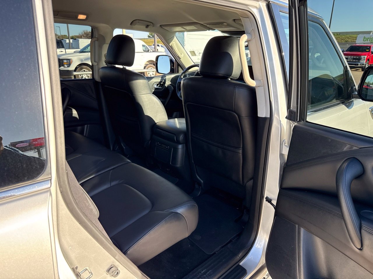 Used 2024 Nissan Armada SV RWD image 13