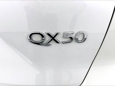 Used 2022 INFINITI QX50 Luxe image 14