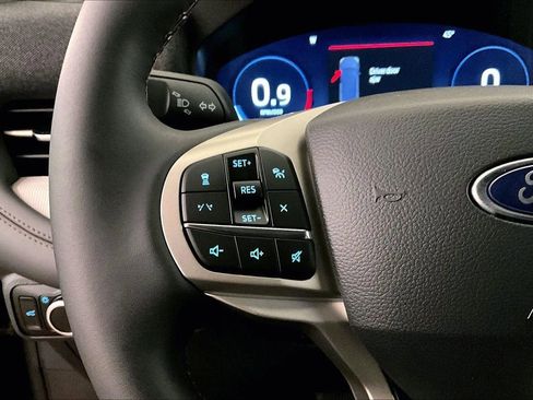 New 2026 Ford Explorer Active image 17