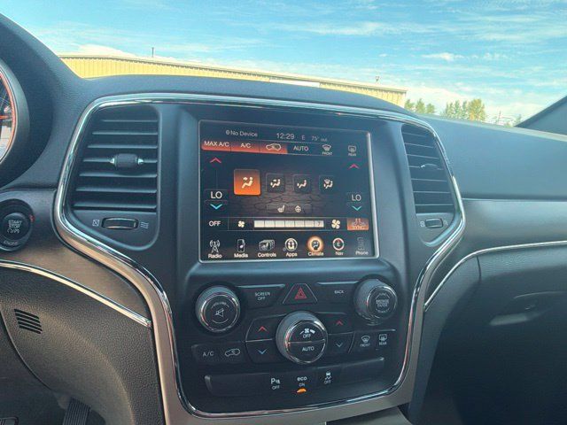 Used 2015 Jeep Grand Cherokee Limited AWD/4WD image 23
