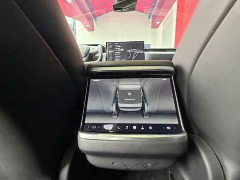 Used 2023 Tesla Model S Standard Range AWD/4WD image 29