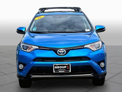 Used 2016 Toyota RAV4 XLE image 3