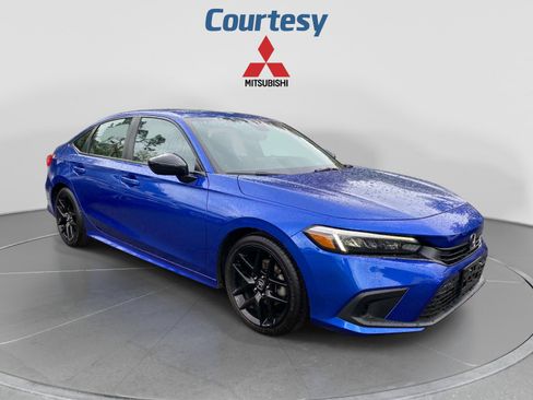 Used 2023 Honda Civic Sport image 8