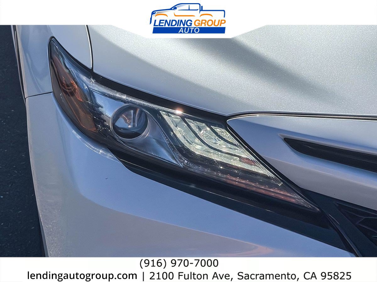 Used 2024 Toyota Camry XSE FWD image 7