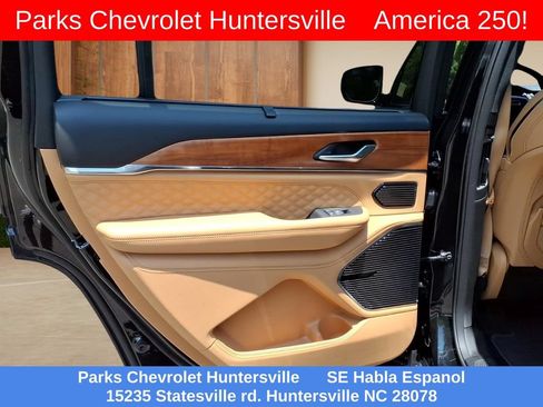 Used 2025 Jeep Grand Cherokee L Summit w/ Advanced Protech Group IV AWD/4WD image 26