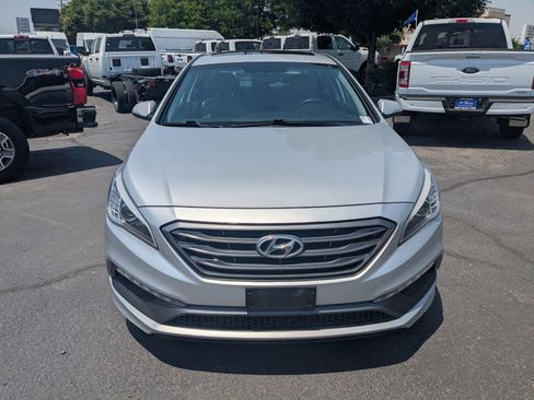 Used 2017 Hyundai Sonata Sport w/ Value Edition Package 02 FWD image 11