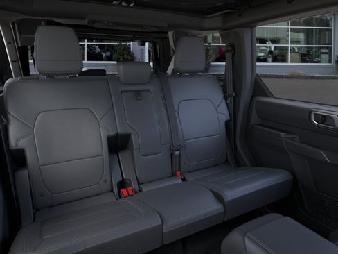 New 2025 Ford Bronco Badlands AWD/4WD image 11
