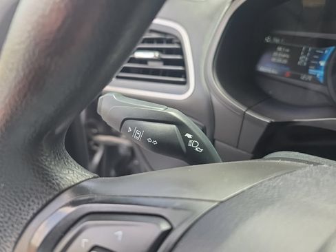 Used 2024 Ford Edge SE w/ Cargo Accessory Package AWD/4WD image 13