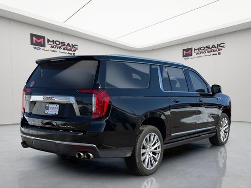 Used 2023 GMC Yukon XL Denali image 4