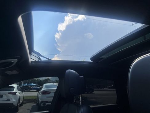 Used 2018 Porsche Macan image 29