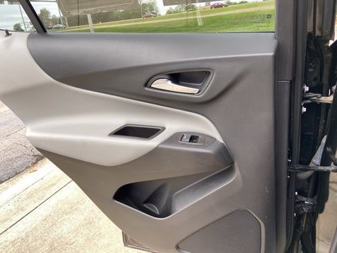 Used 2021 Chevrolet Equinox LT FWD image 52