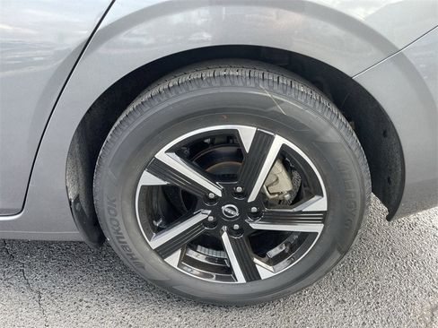 Used 2024 Nissan Sentra SV image 8