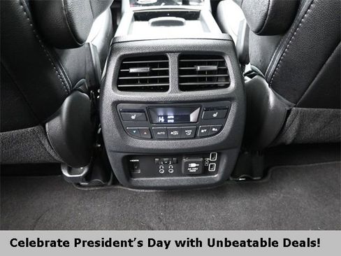 Used 2020 Honda Pilot Touring image 25