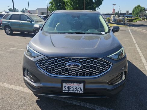 Used 2024 Ford Edge SEL w/ Convenience Package AWD/4WD image 4