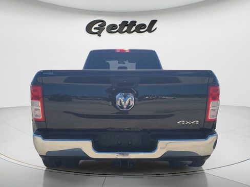 Used 2022 RAM 3500 Tradesman w/ Chrome Appearance Group AWD/4WD image 4