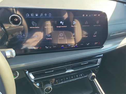 New 2026 Chevrolet Traverse LT image 7