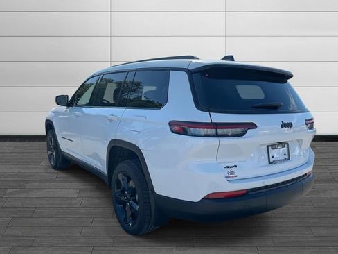 New 2025 Jeep Grand Cherokee L Altitude image 5