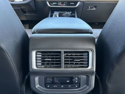 Used 2024 Volkswagen Atlas SEL image 22