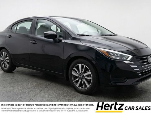 Used 2025 Nissan Versa SV FWD image 1
