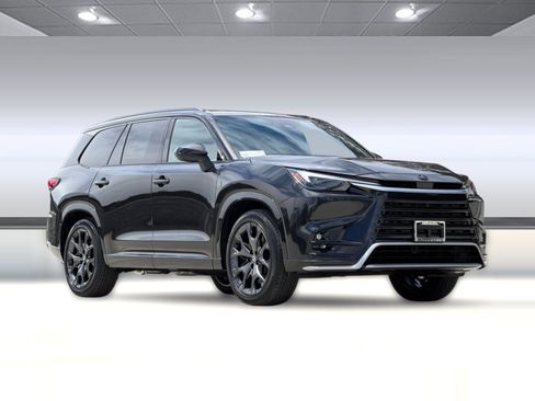 New 2026 Lexus TX 500h AWD image 6